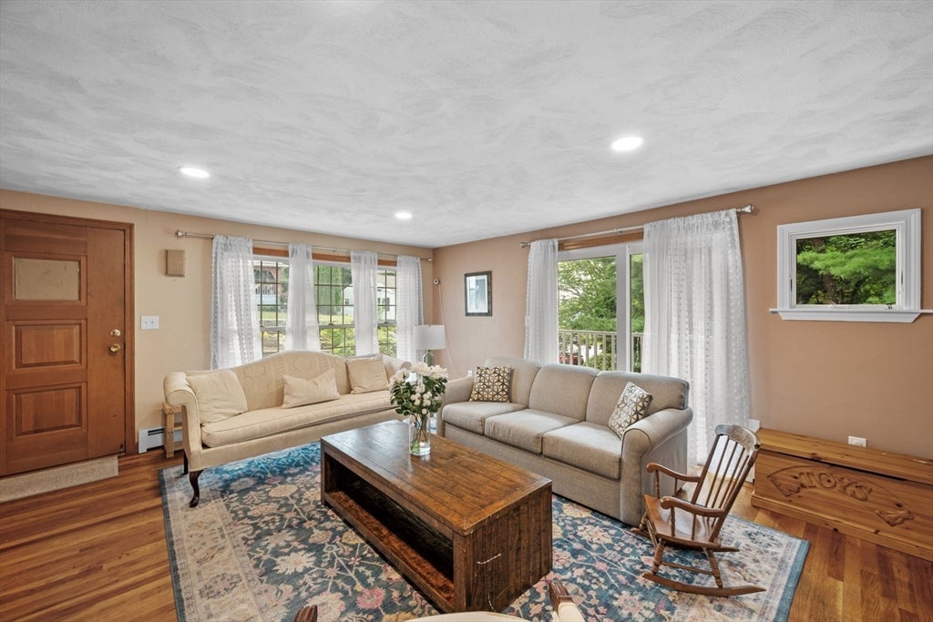 11 Mooney Rd, Salem, MA, 11 Mooney Rd, Salem, MA Photo #6