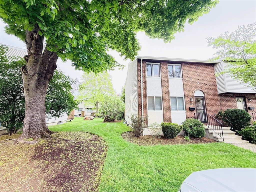 399 Pond St #D1, Braintree, MA Photo #2