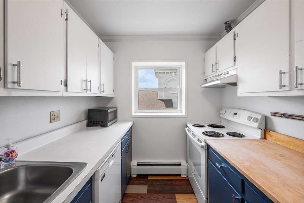 12 Inman St 55