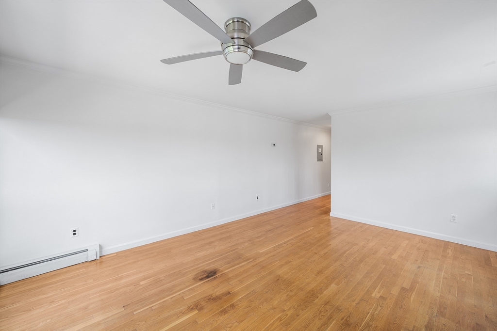 12 Inman St 55