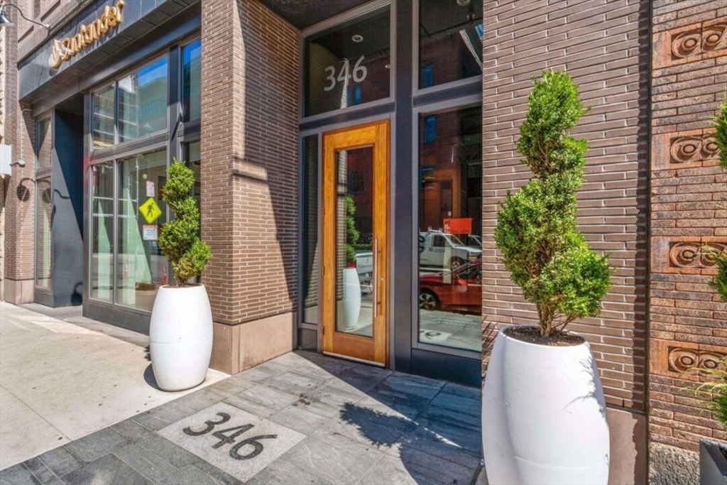 346 Congress Street 606
