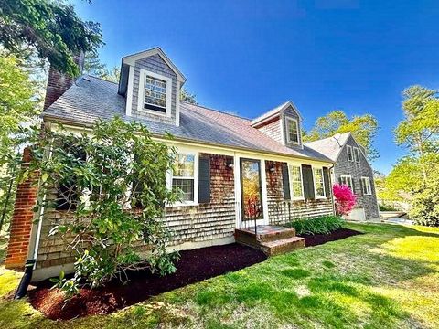 62 Teakettle Ln Duxbury MA 02332