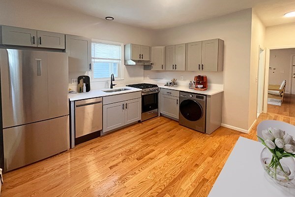 150 Brown St 1R