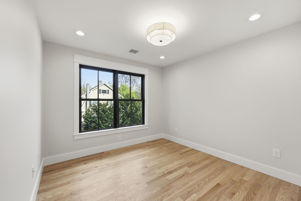 14 Garfield St #A2, Northampton, MA Photo #14