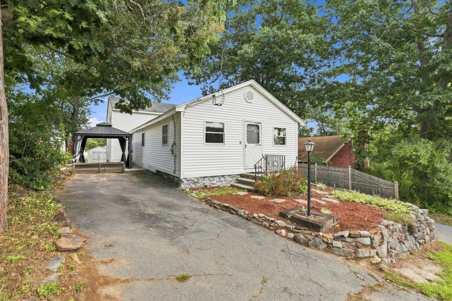 5 Pond Ln Ext, Billerica, MA Photo #39