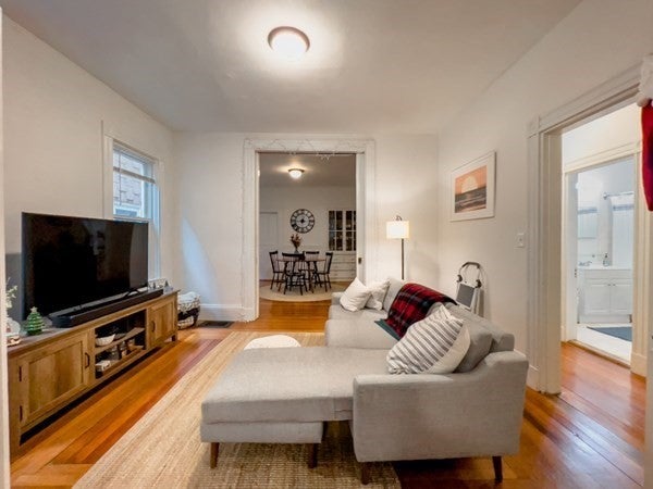 287 Chestnut Avenue #1, Boston, MA, 287 Chestnut Avenue #1, Boston, MA Photo #6