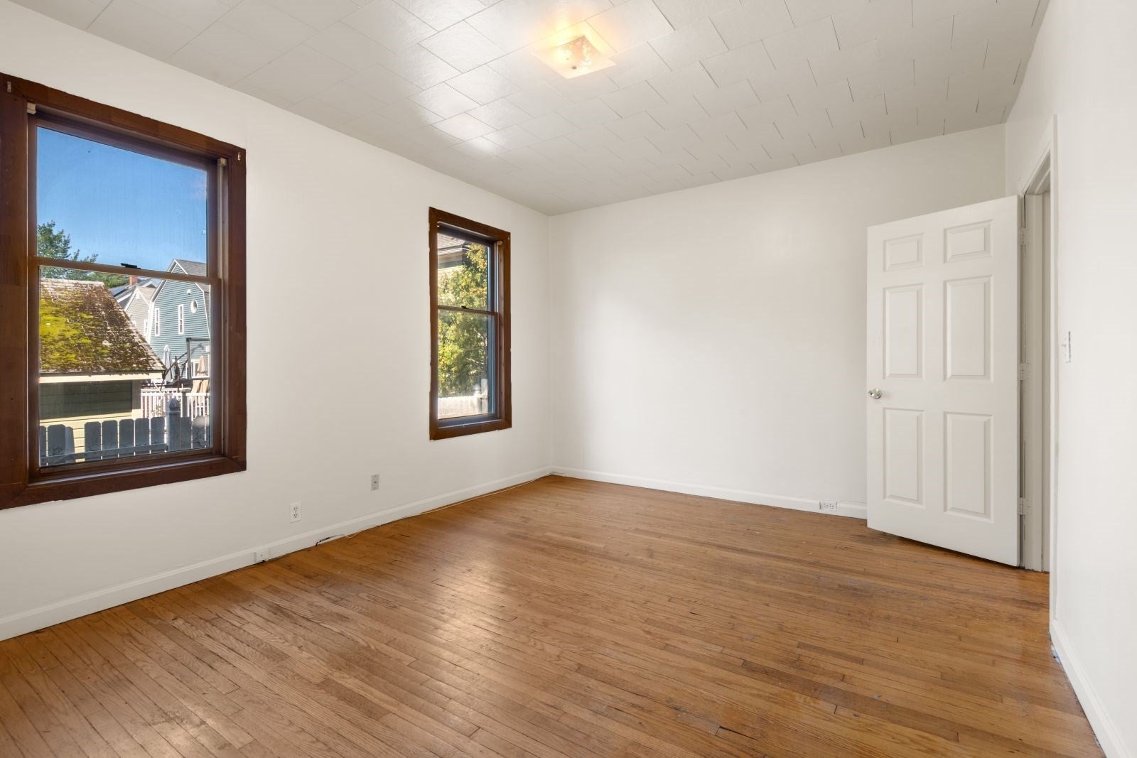 197 Blue Hills Pkwy, Milton, MA, 197 Blue Hills Pkwy, Milton, MA Photo #8