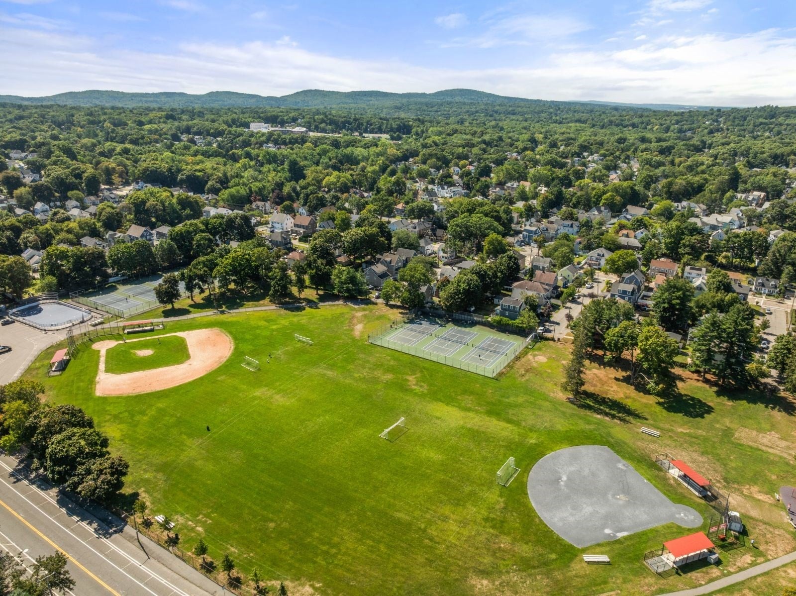 197 Blue Hills Pkwy, Milton, MA, 197 Blue Hills Pkwy, Milton, MA Photo #15