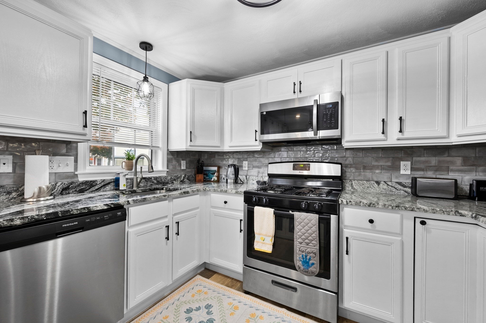 30 Juniper Ln #30, Tewksbury, MA, 30 Juniper Ln #30, Tewksbury, MA Photo #8
