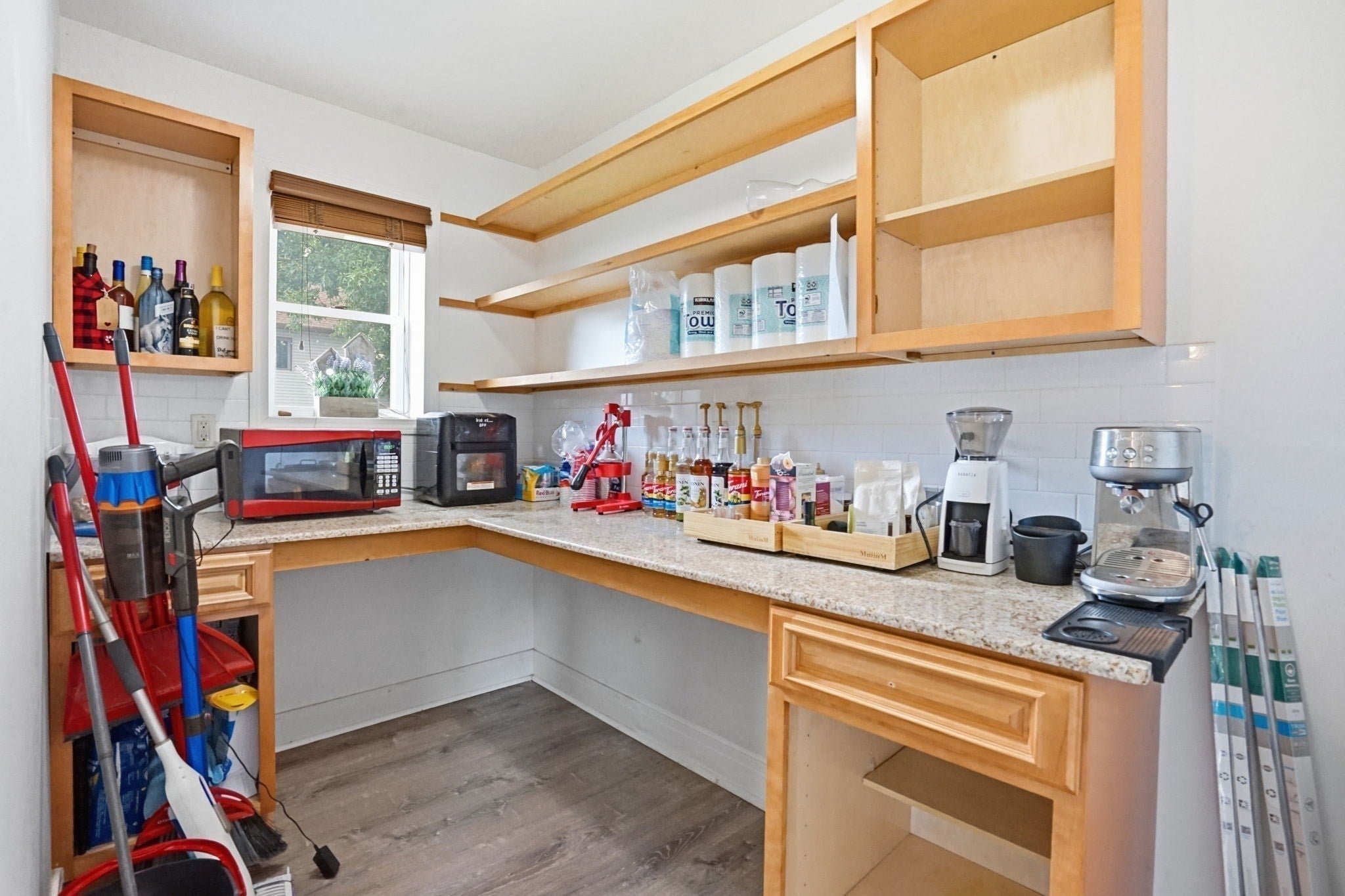 69 Arthur St, Chicopee, MA, 69 Arthur St, Chicopee, MA Photo #13