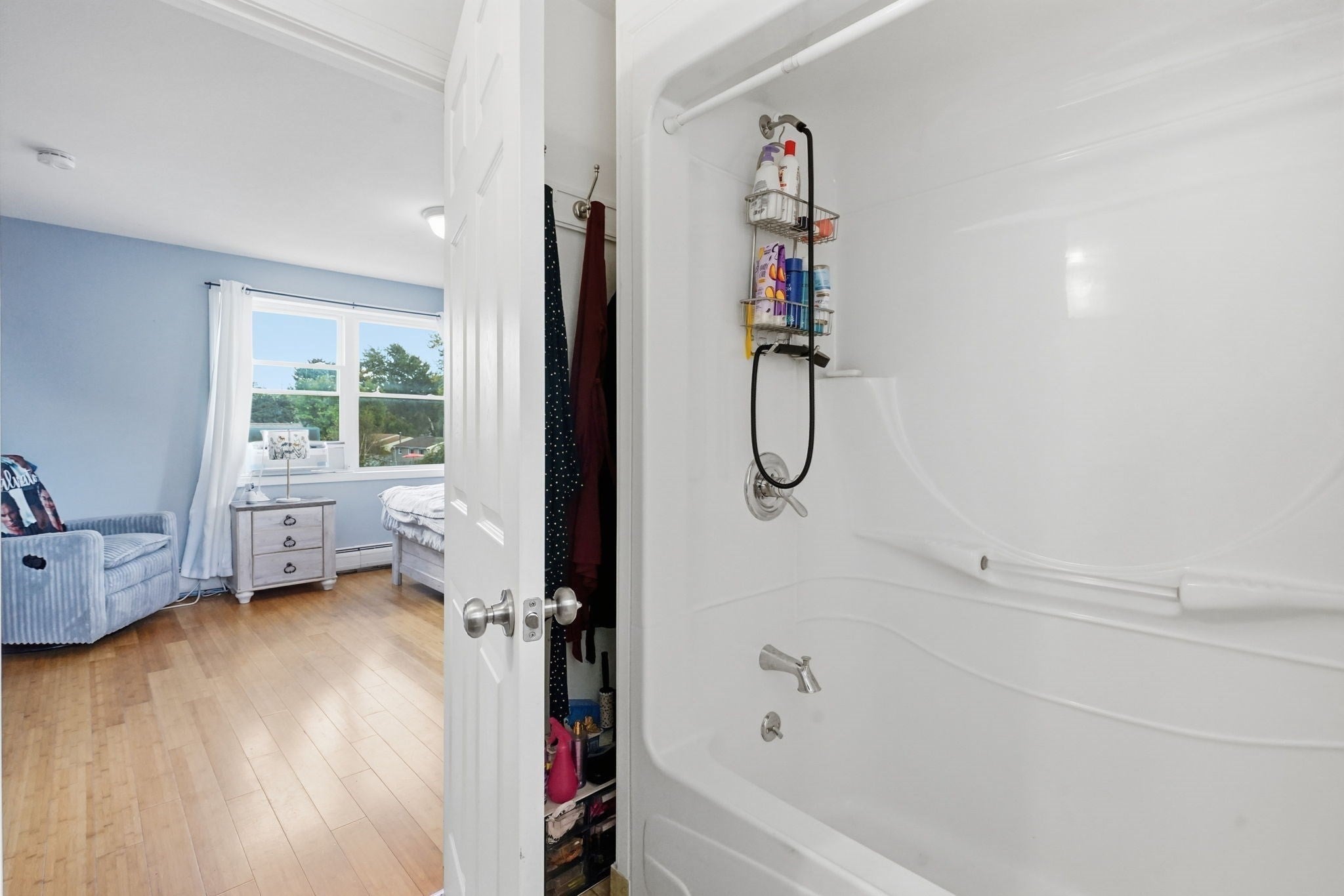 69 Arthur St, Chicopee, MA, 69 Arthur St, Chicopee, MA Photo #23