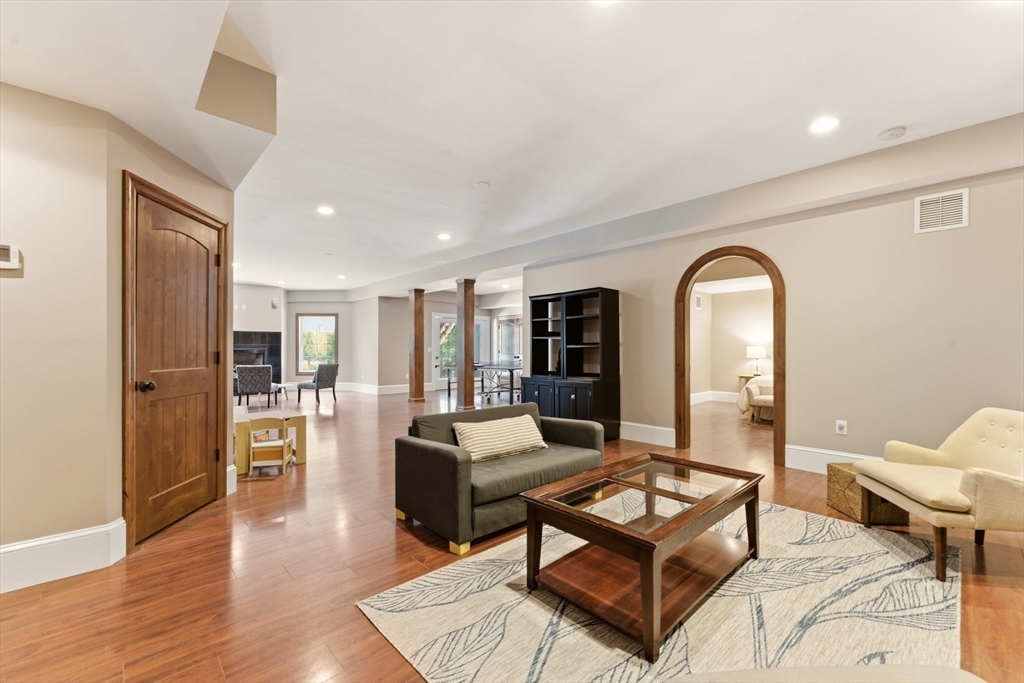 64 Cudworth Ln, Sudbury, MA Photo #33