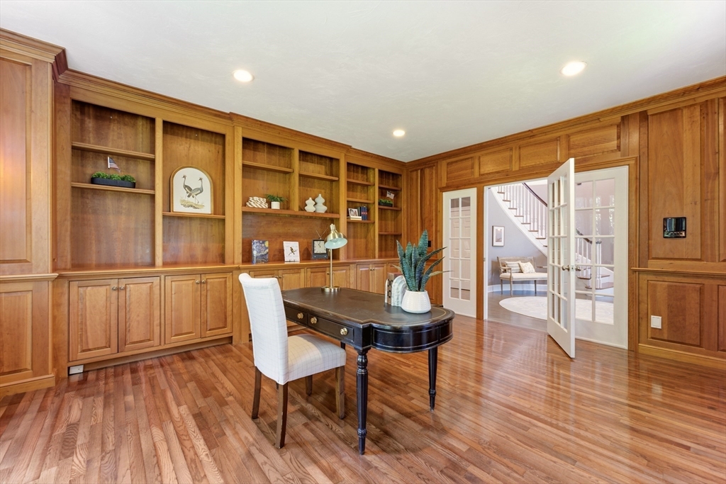 64 Cudworth Ln, Sudbury, MA Photo #4