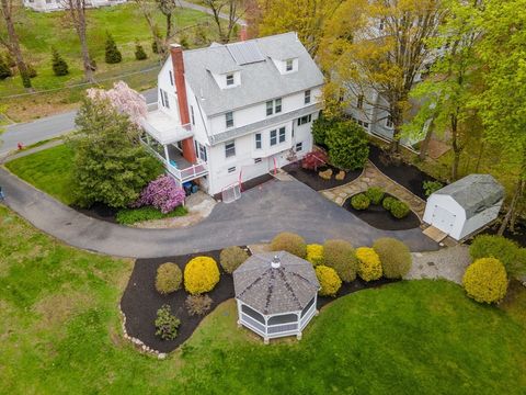 17 Grove St Natick MA 01760