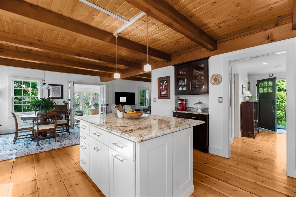 1912 Crandall Rd