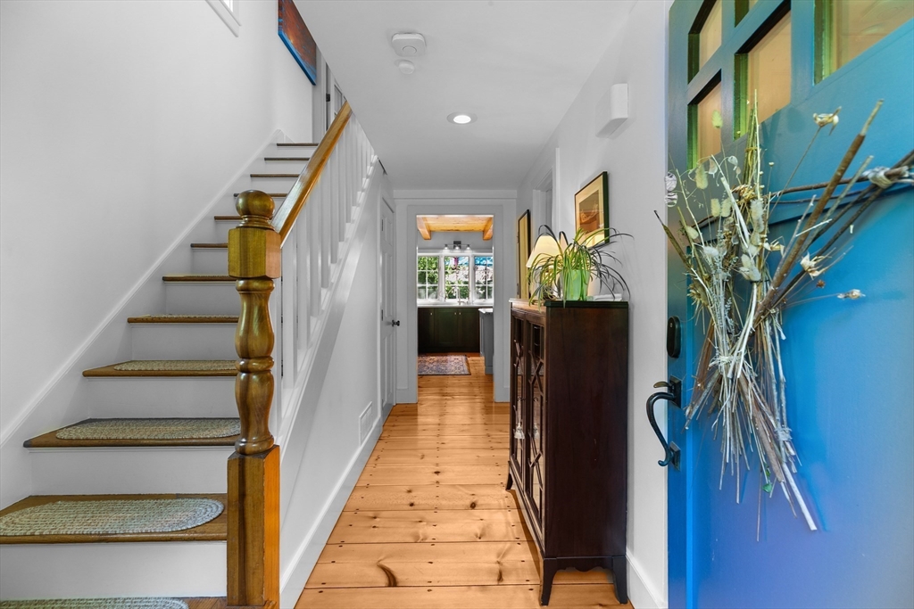 1912 Crandall Rd
