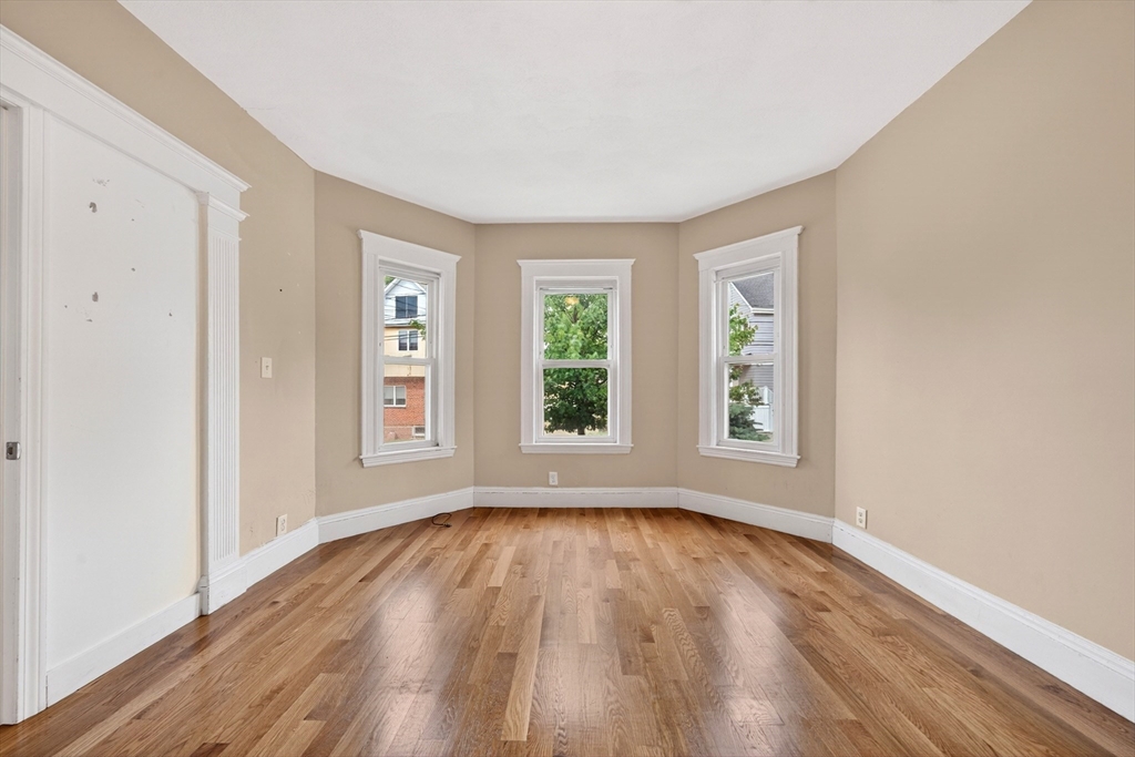 52 Pearson Rd