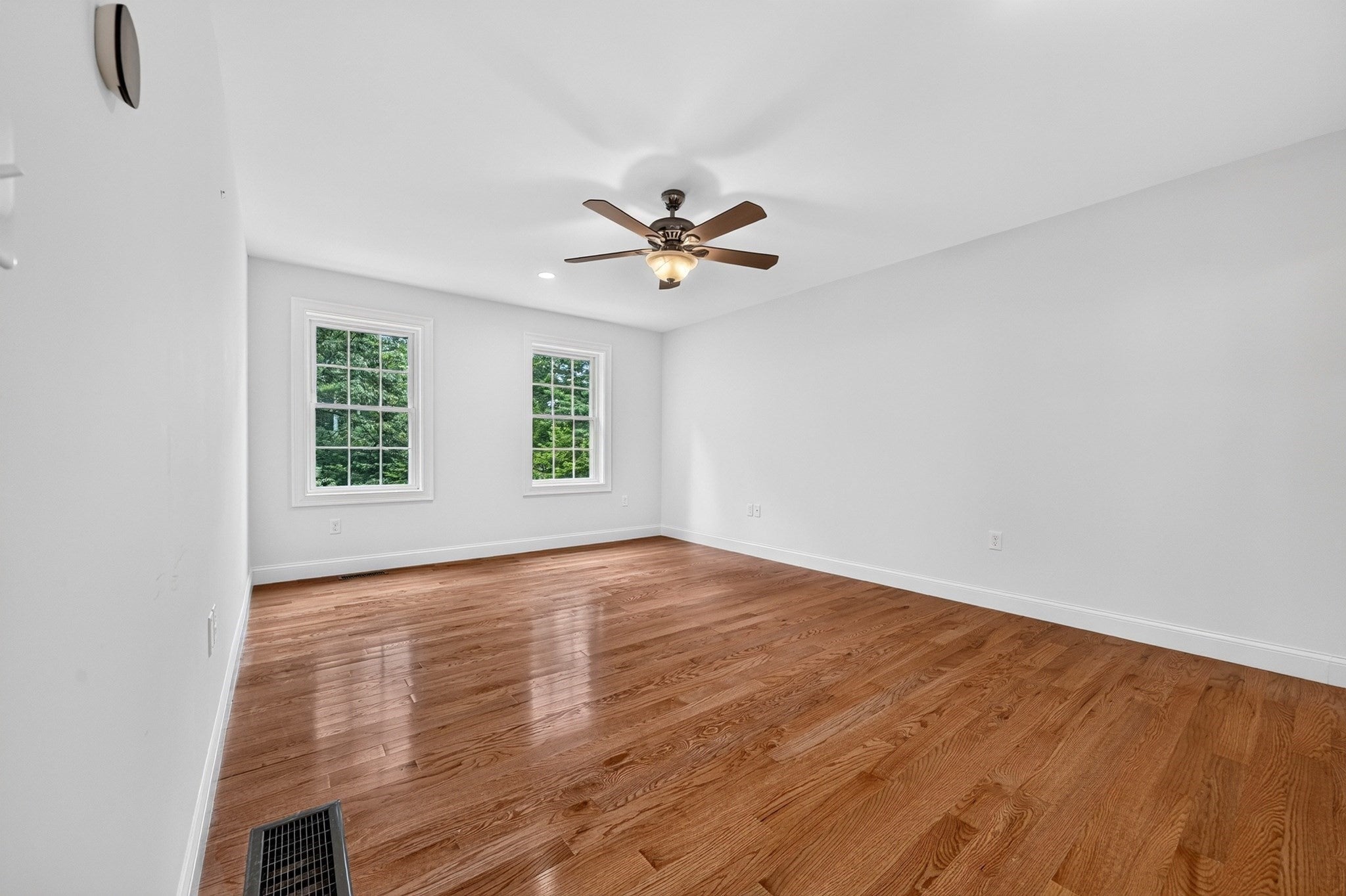12 Cowdry Hill Rd, Westford, MA Photo #17