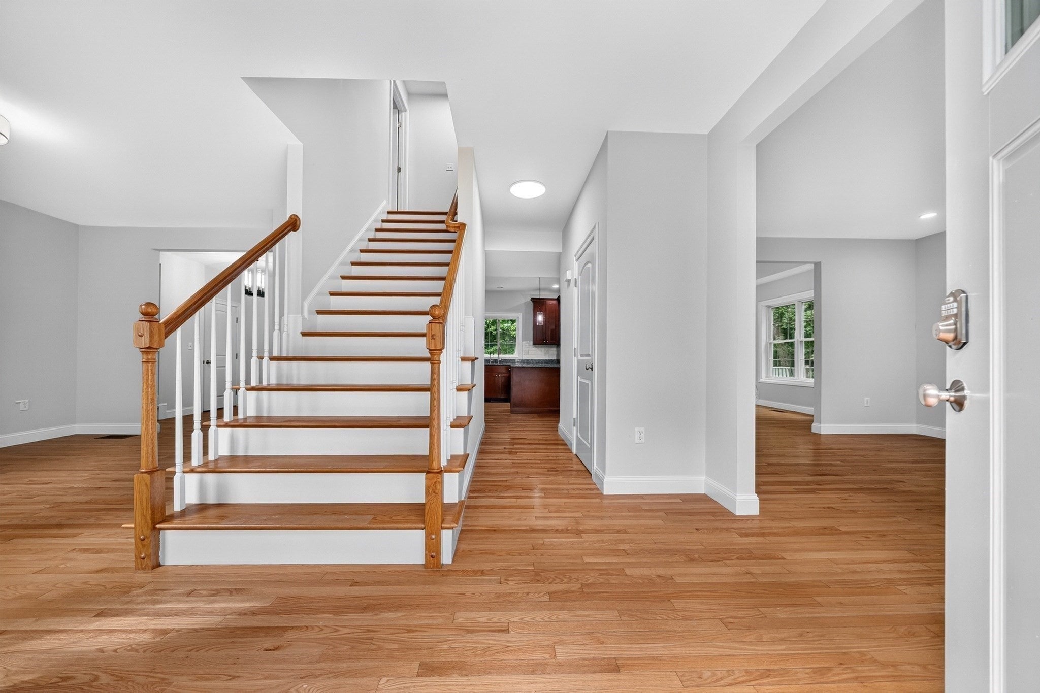 12 Cowdry Hill Rd, Westford, MA Photo #15