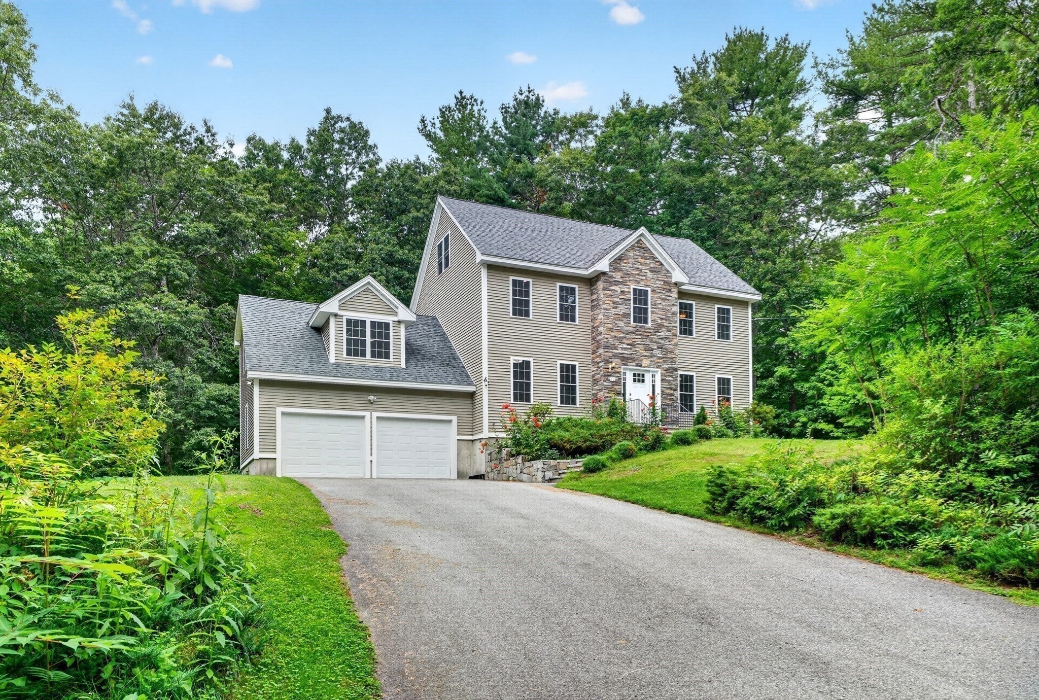 12 Cowdry Hill Rd