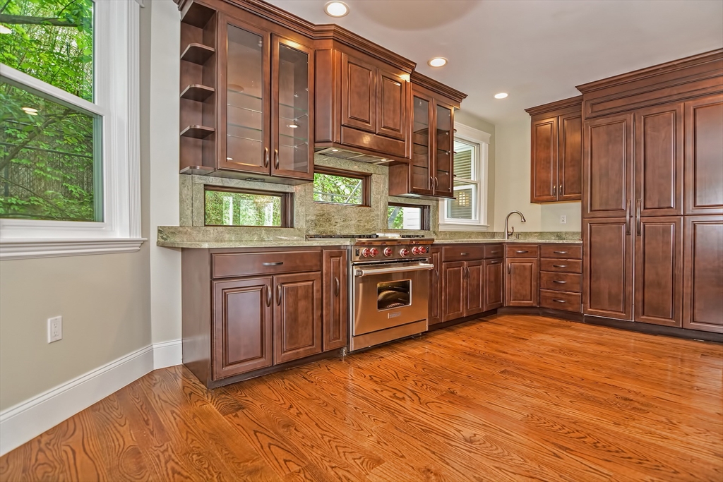 91 University Rd #2, Brookline, MA Photo #16