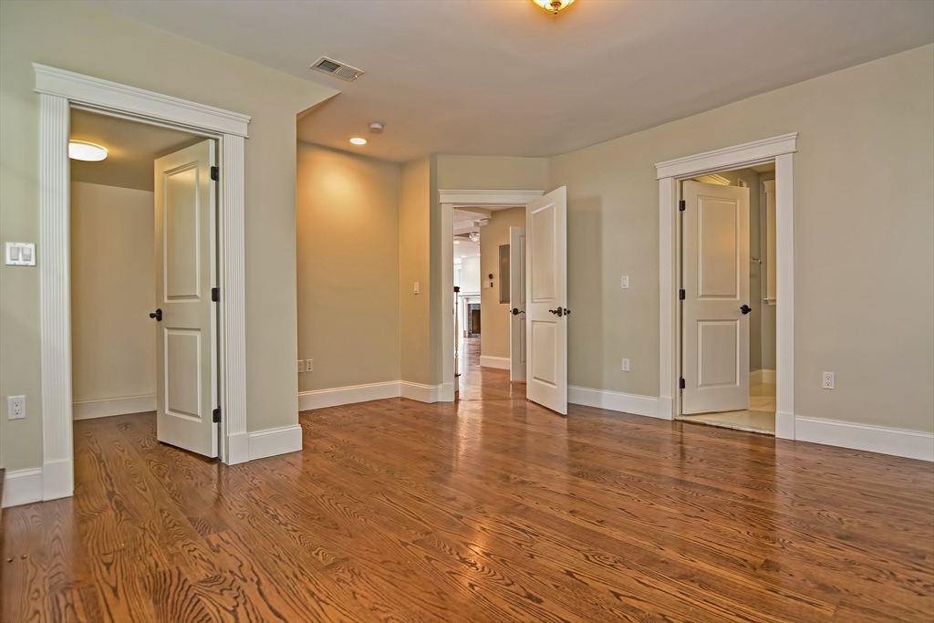 91 University Rd #2, Brookline, MA Photo #9