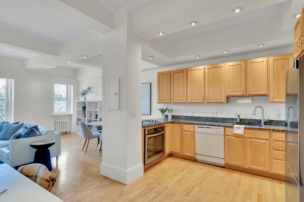 1080 Beacon St 5D