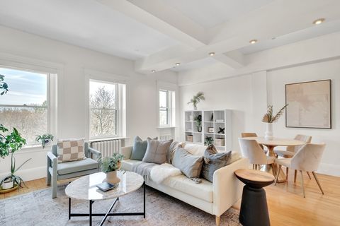 1080 Beacon St 5D Brookline MA 02446