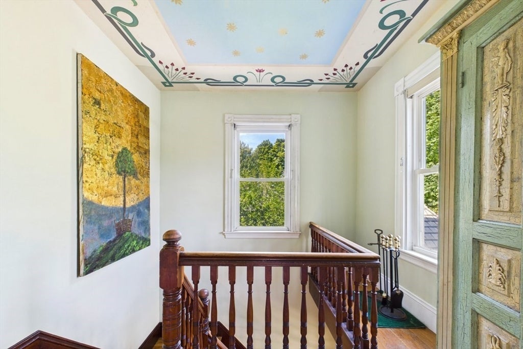 26 Woodlawn Street