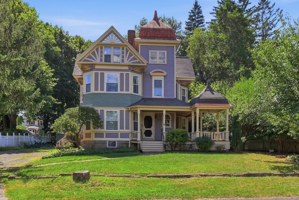 Photo: 26 Woodlawn Street, Randolph, MA