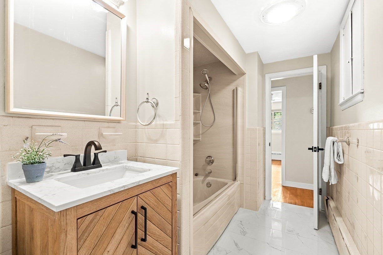 257 Cross Street, Winchester, MA, 257 Cross Street, Winchester, MA Photo #24