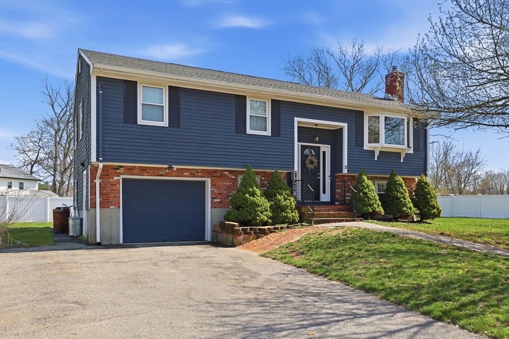 11 Duffy Dr