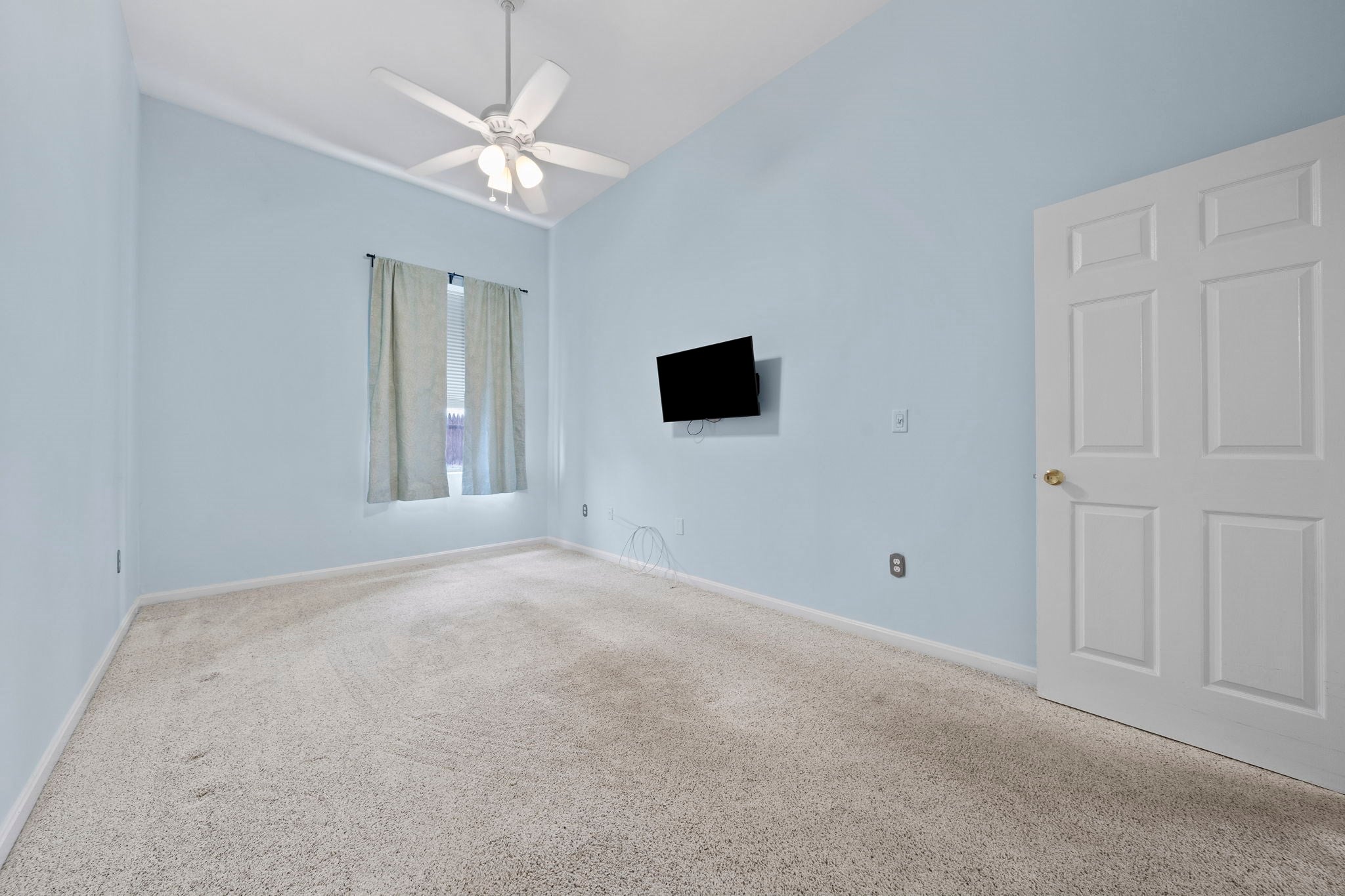 90 Sea St #120, Weymouth, MA Photo #16