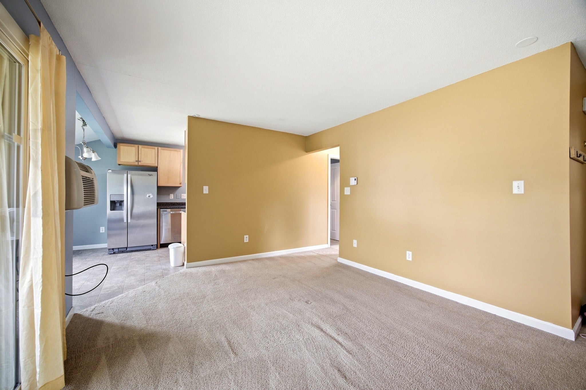34 Saint Kolbe Dr #C, Holyoke, MA, 34 Saint Kolbe Dr #C, Holyoke, MA Photo #9