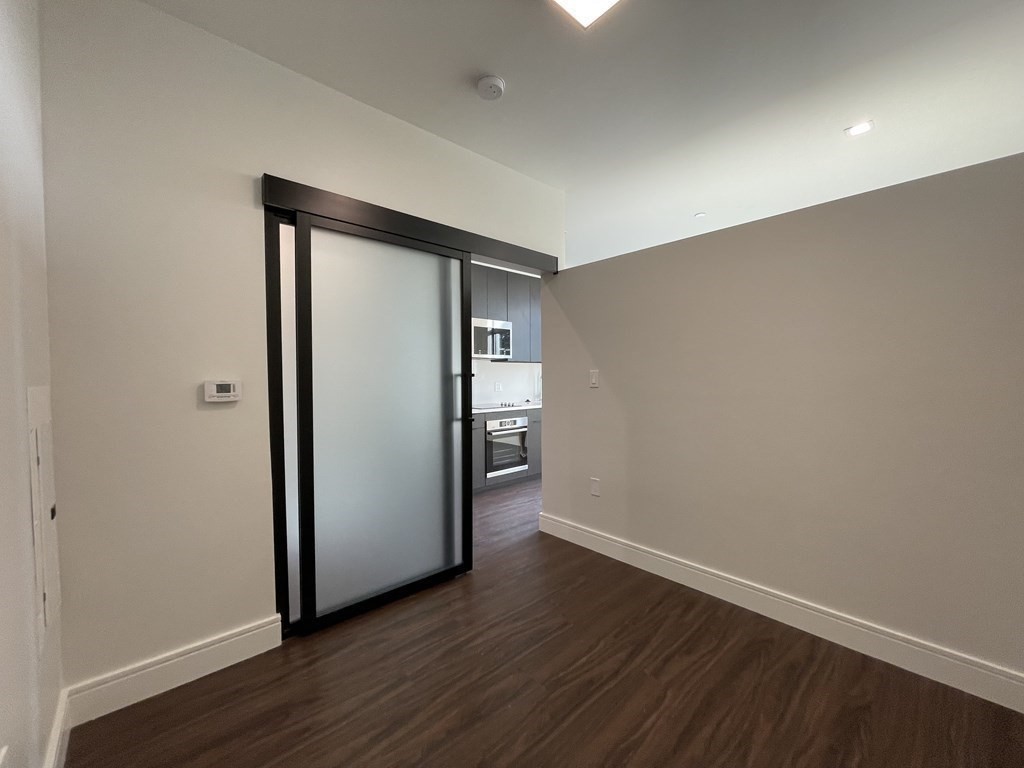 99 Sumner St 213