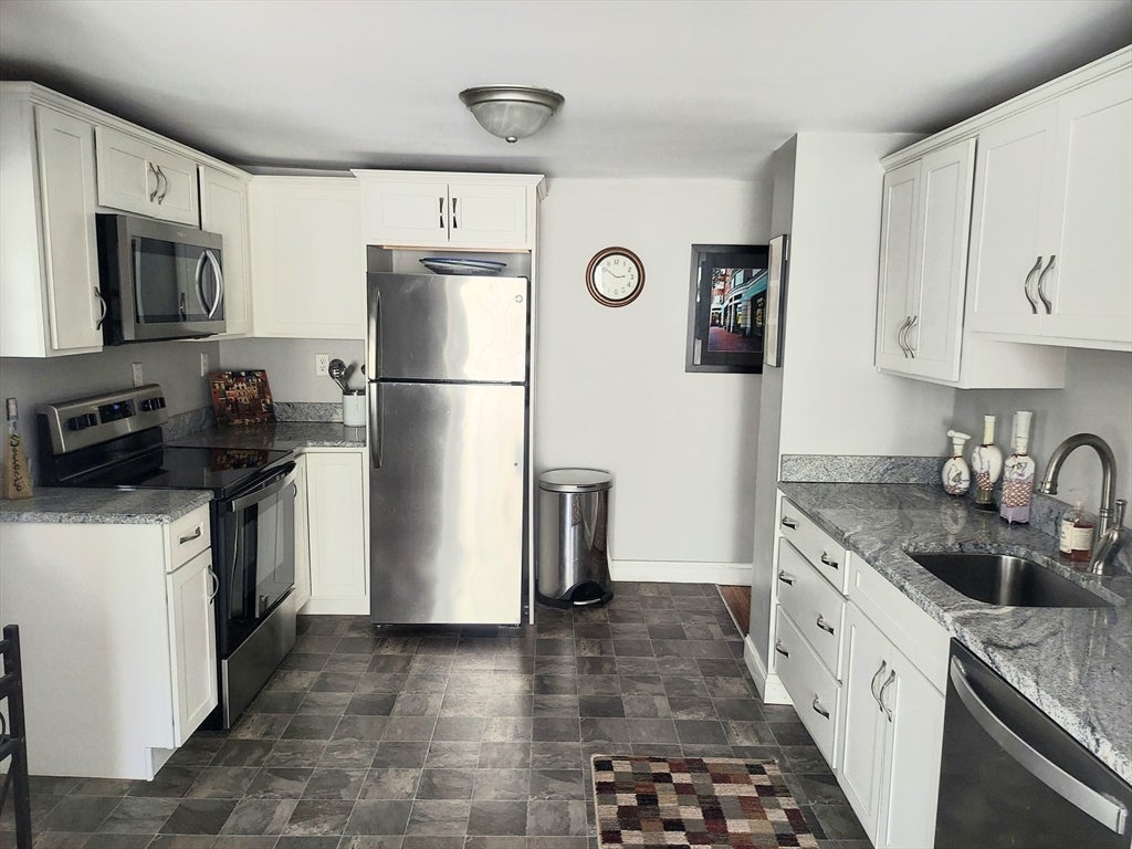 41 Dawes Road, Brockton, MA Photo #14