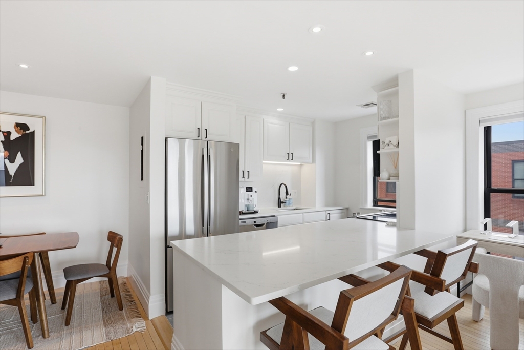 390 Commonwealth Ave 801