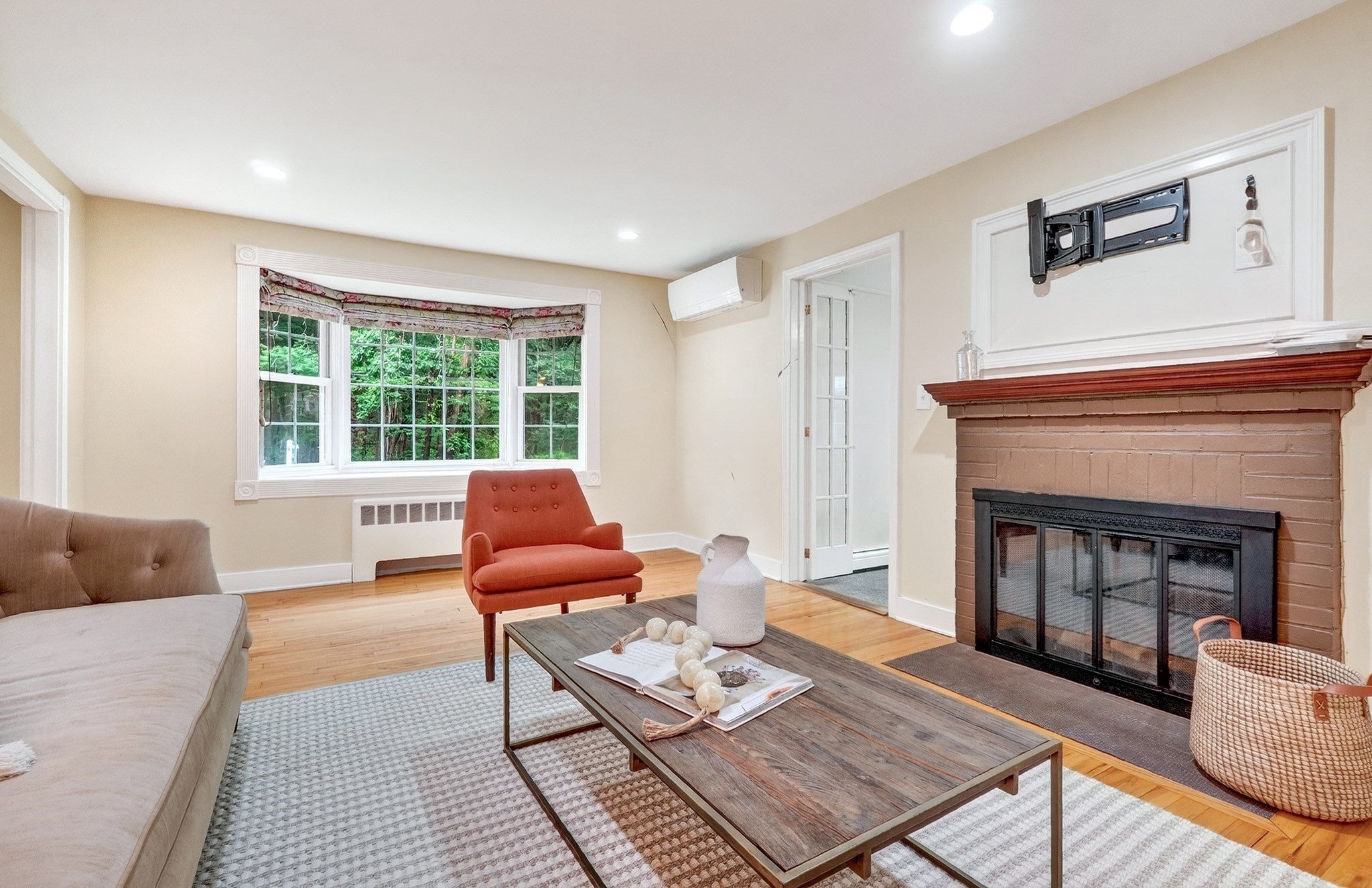 200 South Rd, Bedford, MA Photo #7