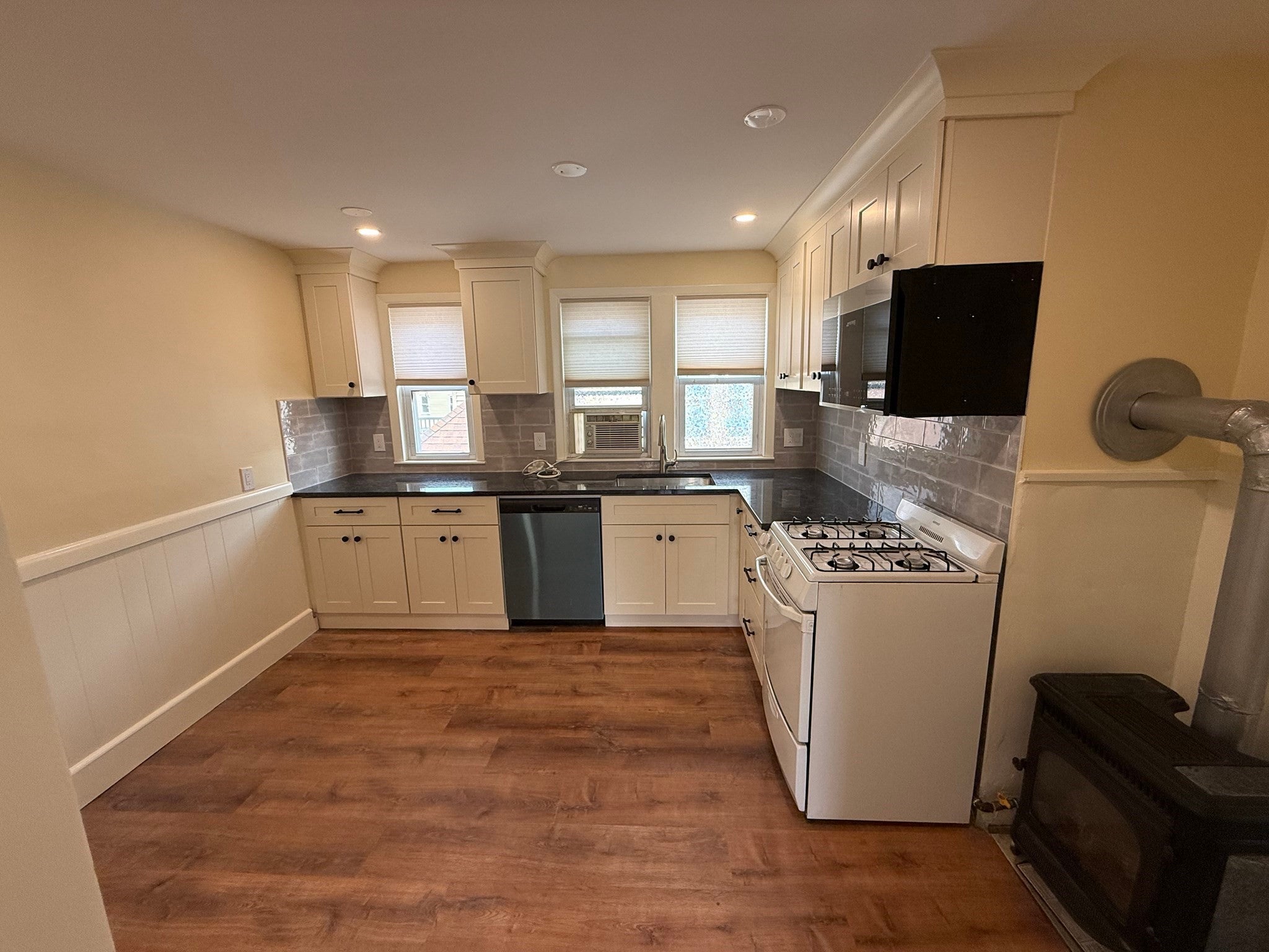 19 Chauncey St #3, Watertown, MA Photo #11