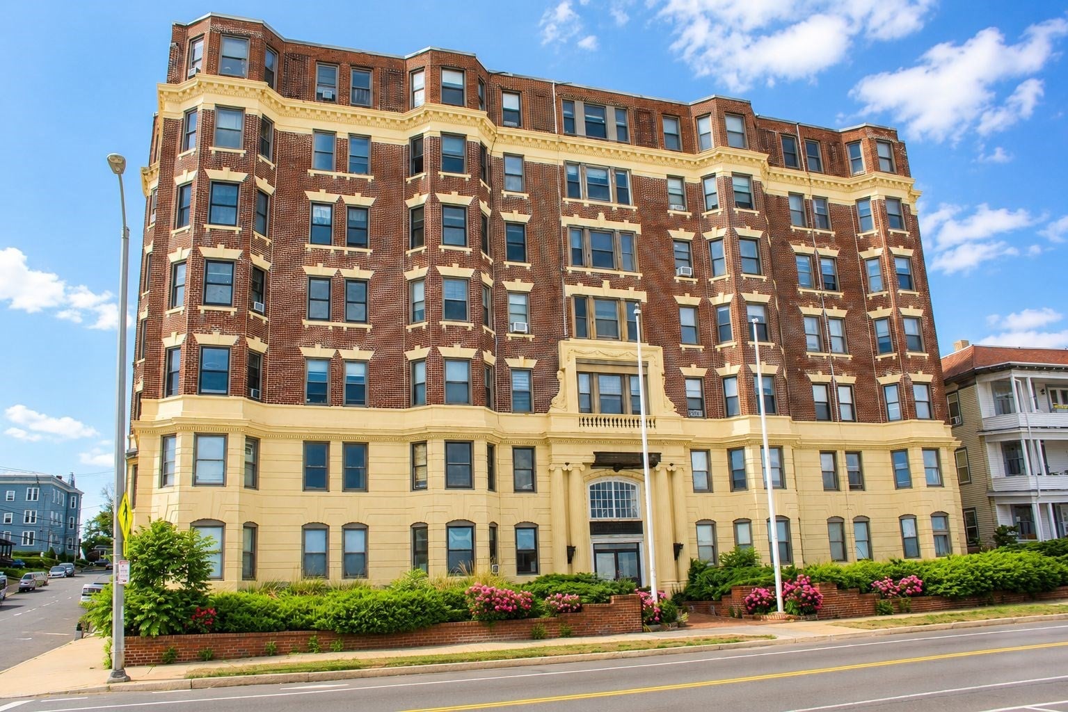 285 Lynn Shore Dr 101, Lynn MA 01902