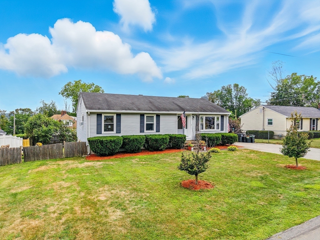 2 Overlook Ave