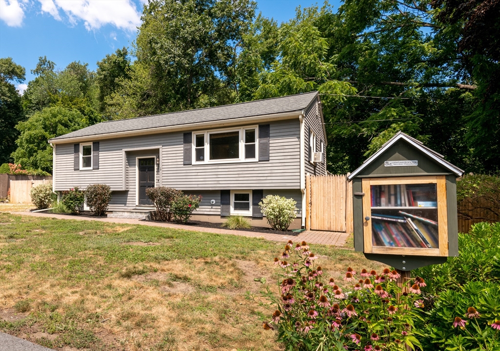 1 Oakhurst Ave
