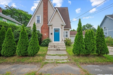 Photo of 374 South St, Northampton, MA 01060 (MLS # 73554969)