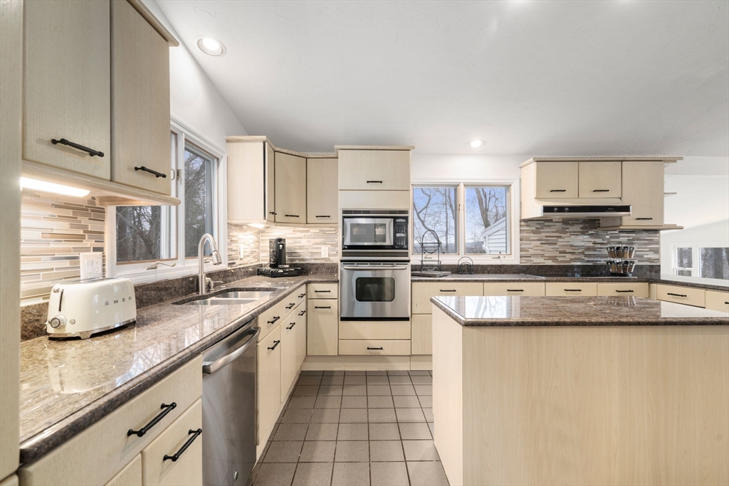 106 Juniper Ridge Rd