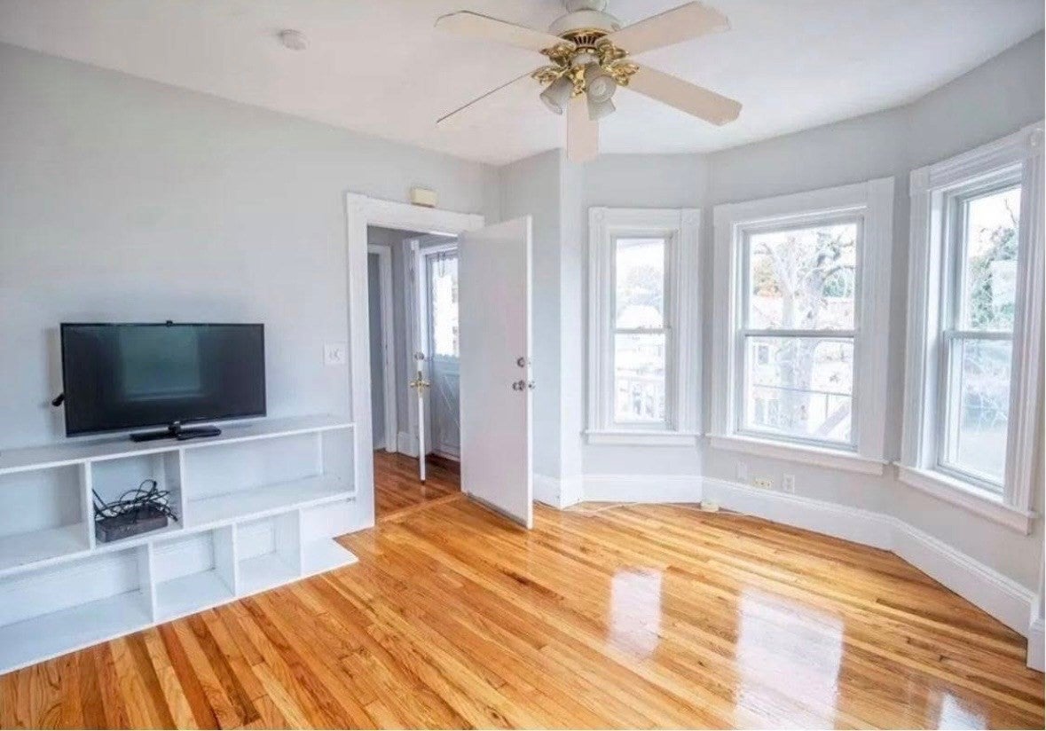 21 Webster St #2, Lynn, MA Photo #5