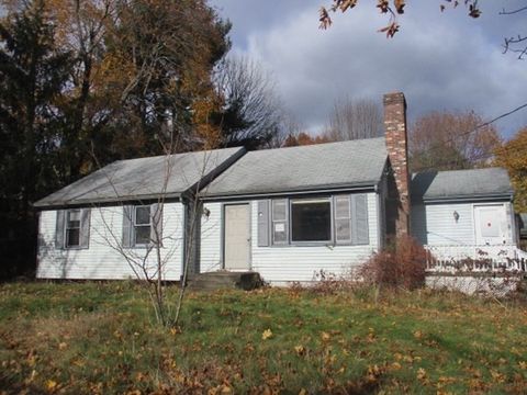 842 Whitman St Hanson MA 02341
