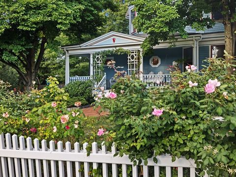 4 Latisquama Rd Southborough MA 01772