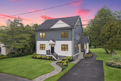 48 Brand Ave Wilmington MA 01887