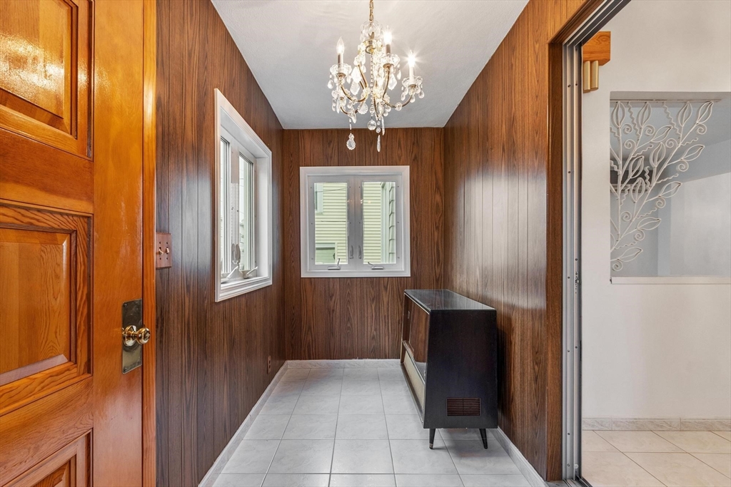 17 Tufts Avenue