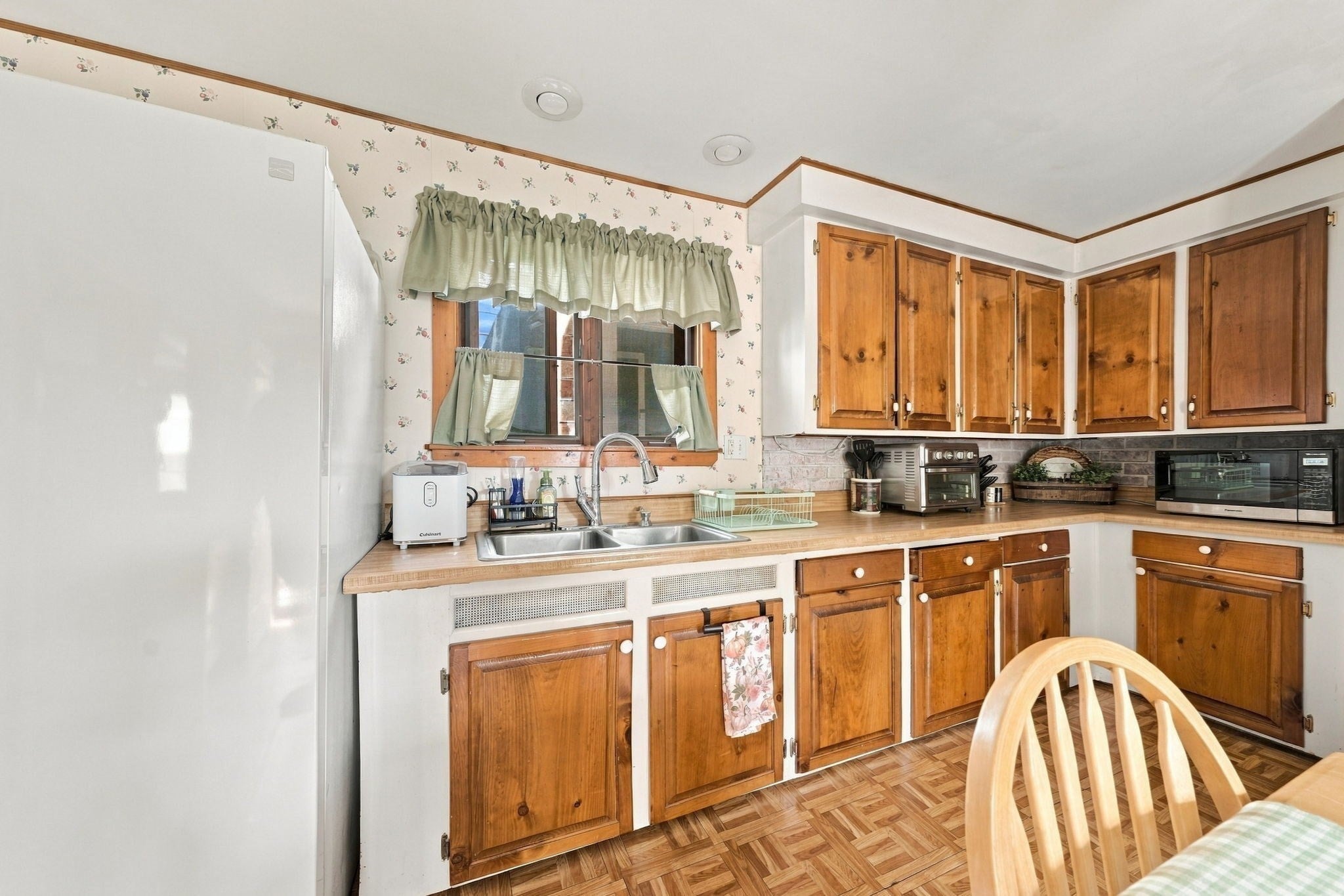 326 Cedar St, New Bedford, MA Photo #17